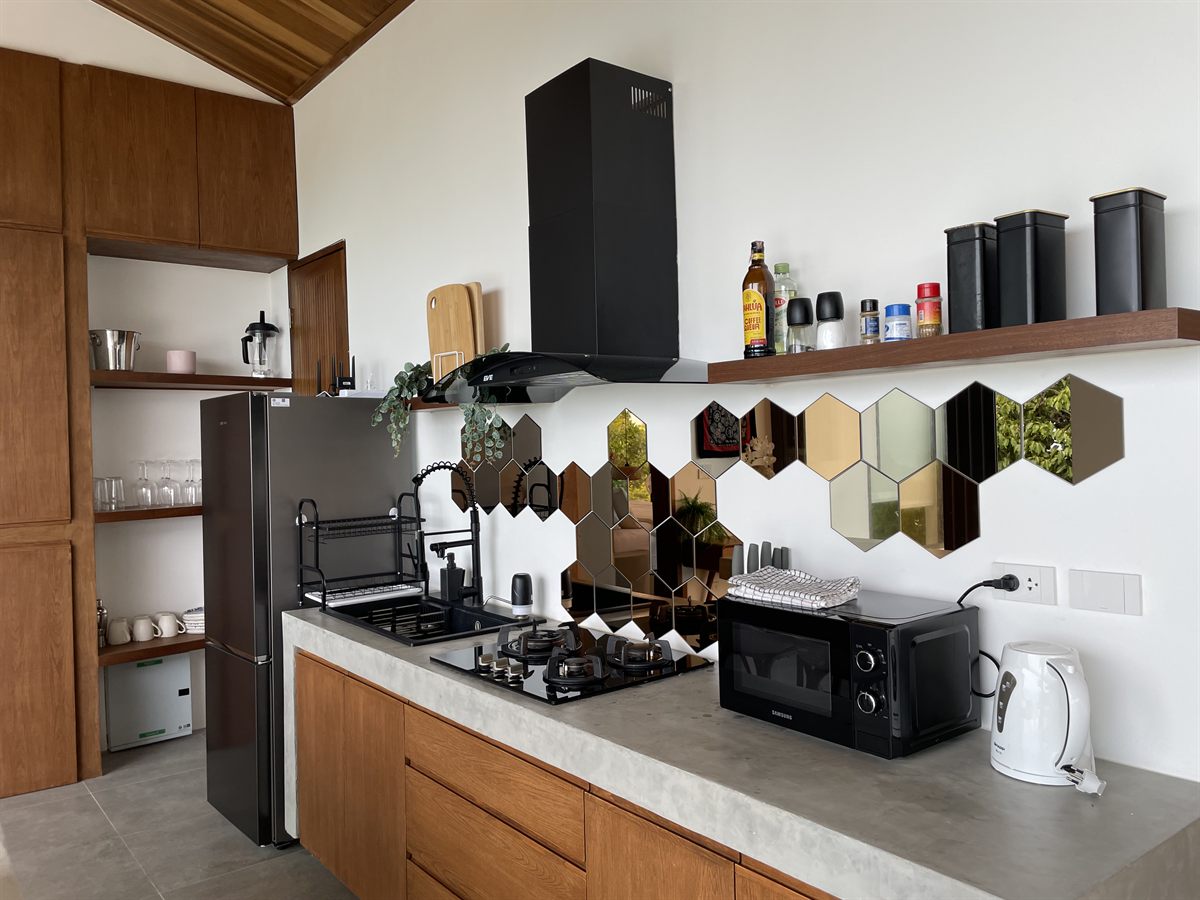 Villa Kiran — kitchen