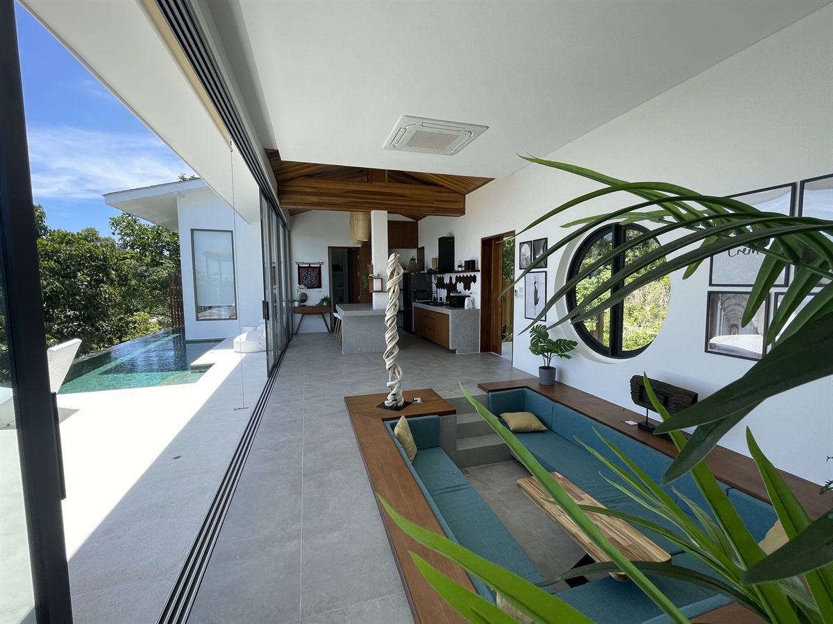Villa Kiran — bedroom with pool view